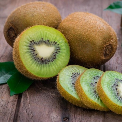 2 adet Hayward Kivi Fidanı Paketi (1erkek+1dişi)